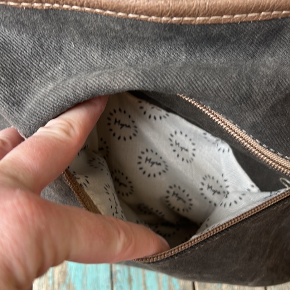 Myra Bag Patterned Shoulder Bag - image 6